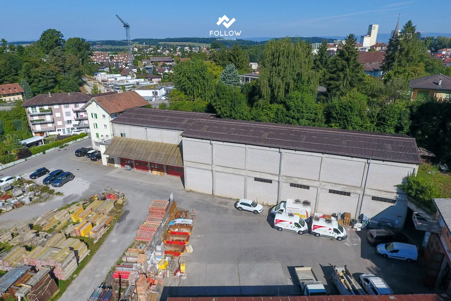 Edificio residenziale e magazzino situato in posizione centrale con grande potenziale - Foto 3 di 17