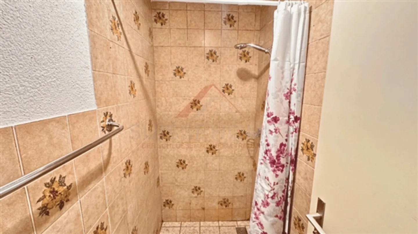 Charmant studio 1 pièce (10 m²) au rez-de-chaussée d'un appartement partagé - disponible immédiatement - Photo 6 sur 11