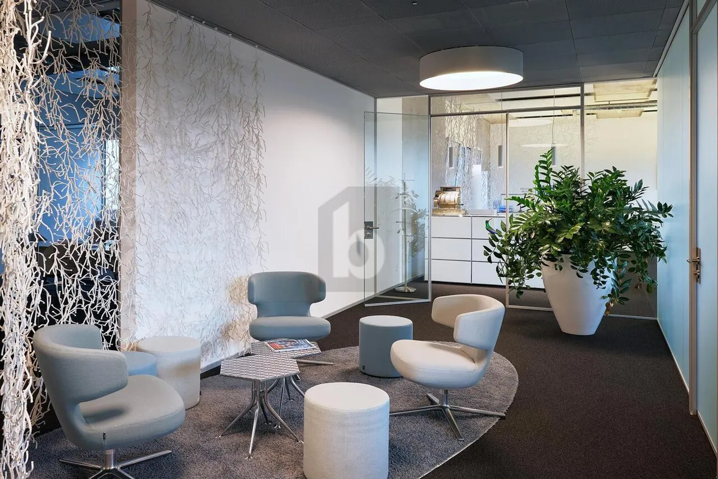 Elegante, luminoso con vista - Foto 1 di 6