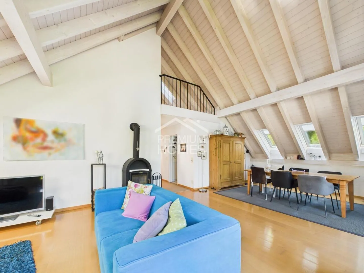 Versatile Living with Charm, Quality, and Connection to Nature - Photo 4 of 10