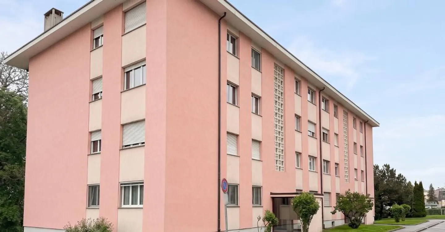 3.5-room apartment for rent in Savigny - Photo 1 of 10