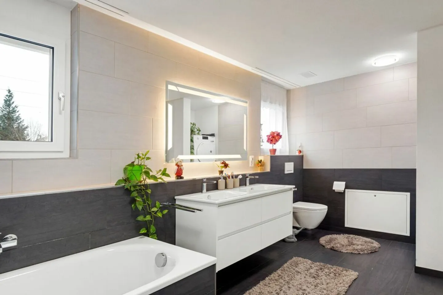 Appartamento al piano terra di 5,5 stanze con finiture eleganti e grande giardino - Foto 7 di 10