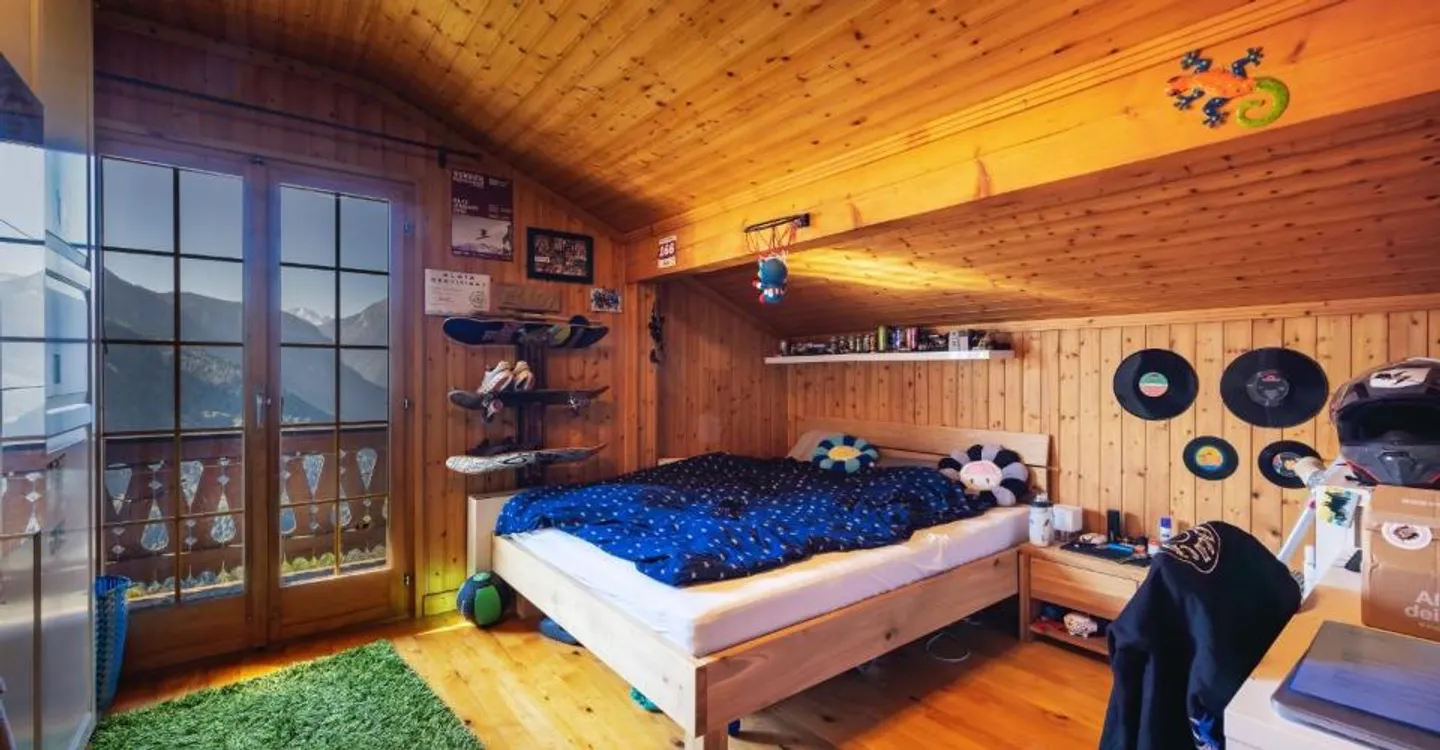 Individual chalet with 7.5 rooms 3 min. by car from Gryon/Barboleuse - Photo 9 of 12