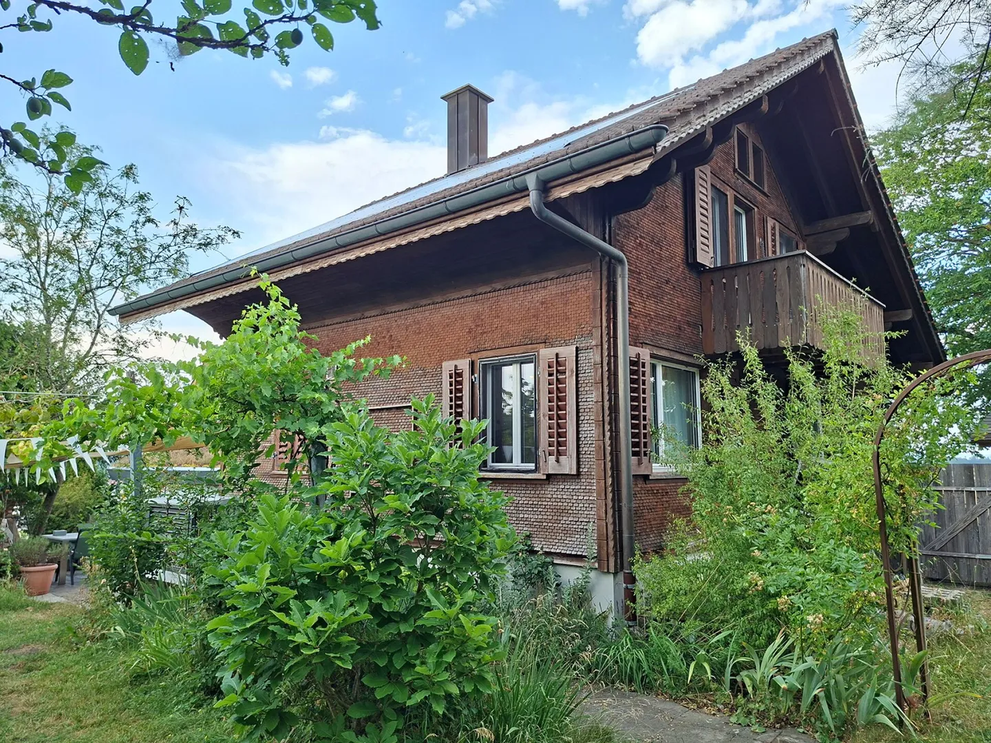 Charmantes Einfamilienhaus mit Garten - Foto 1 von 14
