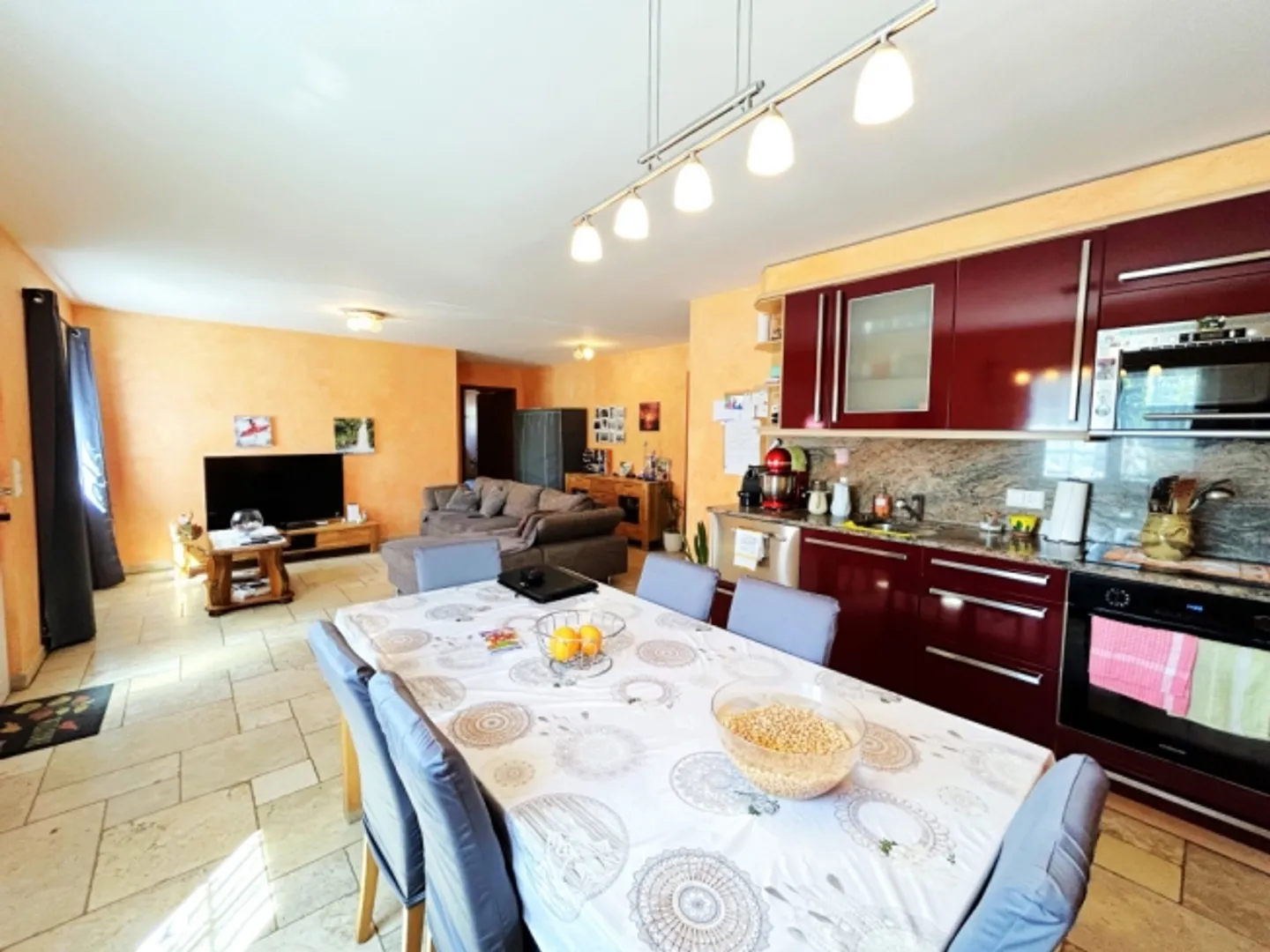 Charming 3-room apartment with large terrace - Ardon - Photo 1 of 7