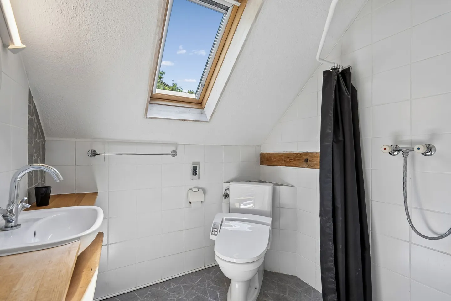 Charmante ancienne ferme - soigneusement rénovée avec un atelier séparé - Photo 7 sur 14