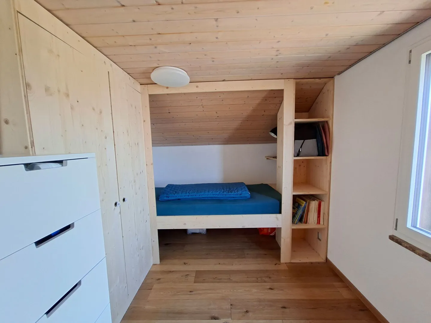 Charmantes Einfamilienhaus mit Garten - Foto 10 von 14