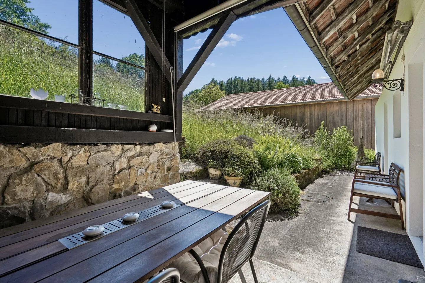 Charmante ancienne ferme - soigneusement rénovée avec un atelier séparé - Photo 13 sur 14