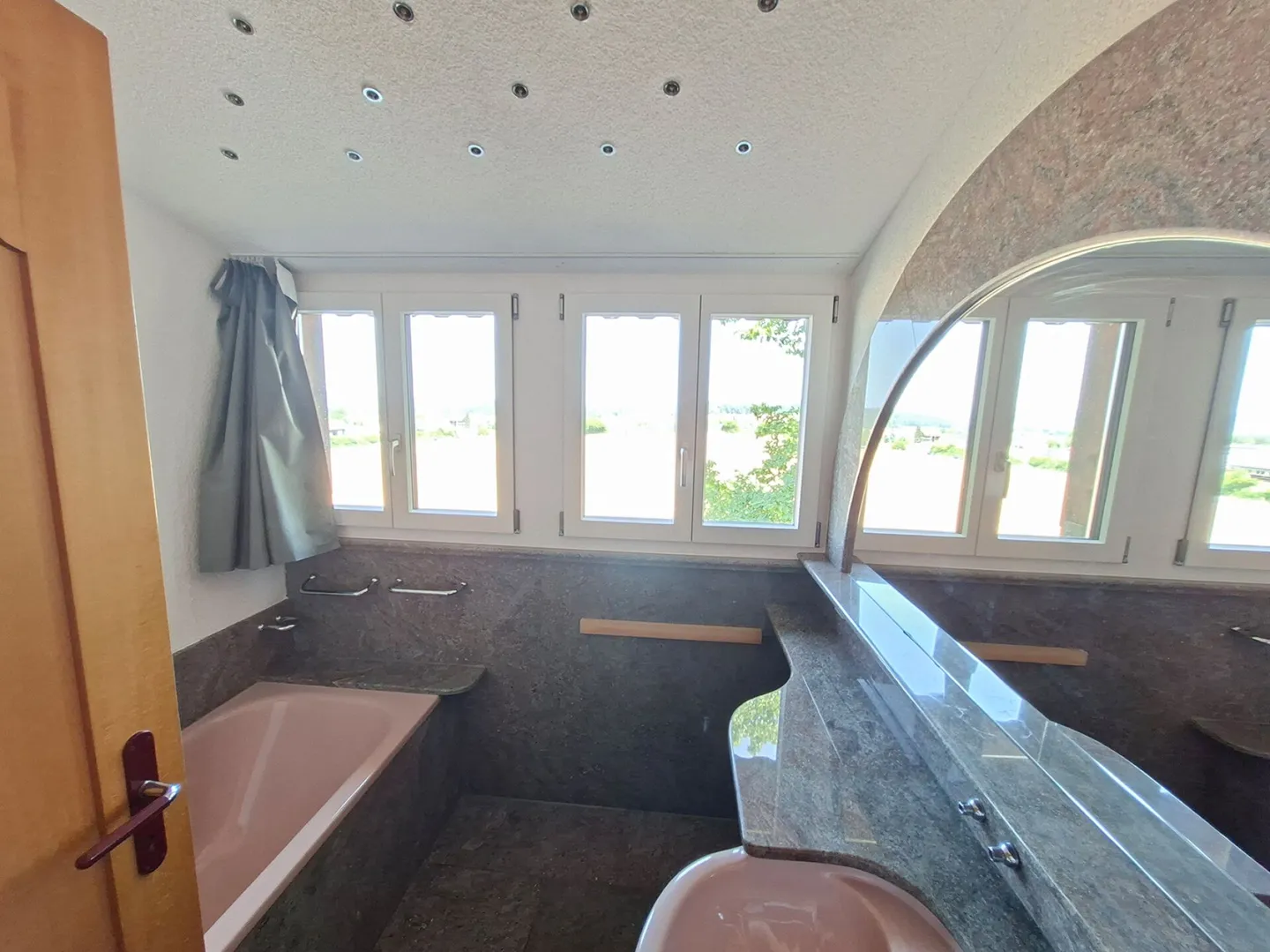 Charmantes Einfamilienhaus mit Garten - Foto 14 von 14