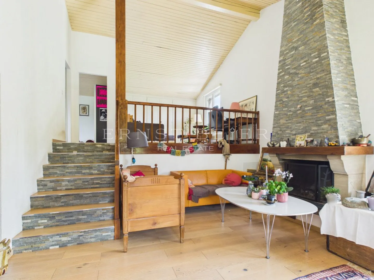 Villa familiale avec jardin à Cremières - Photo 4 sur 8