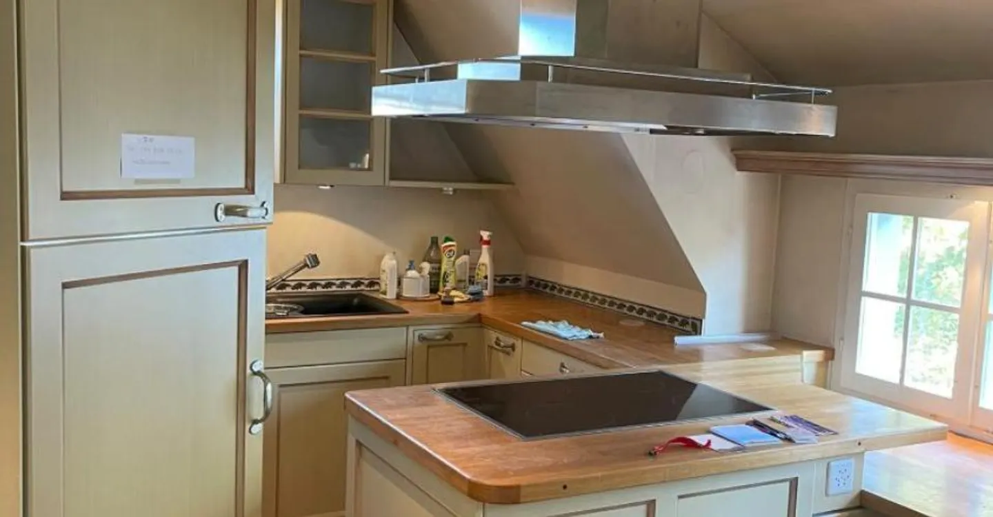 Charming 5.5-room apartment in popular Seefeld – limited until 31.03.2027 - Photo 3 of 7