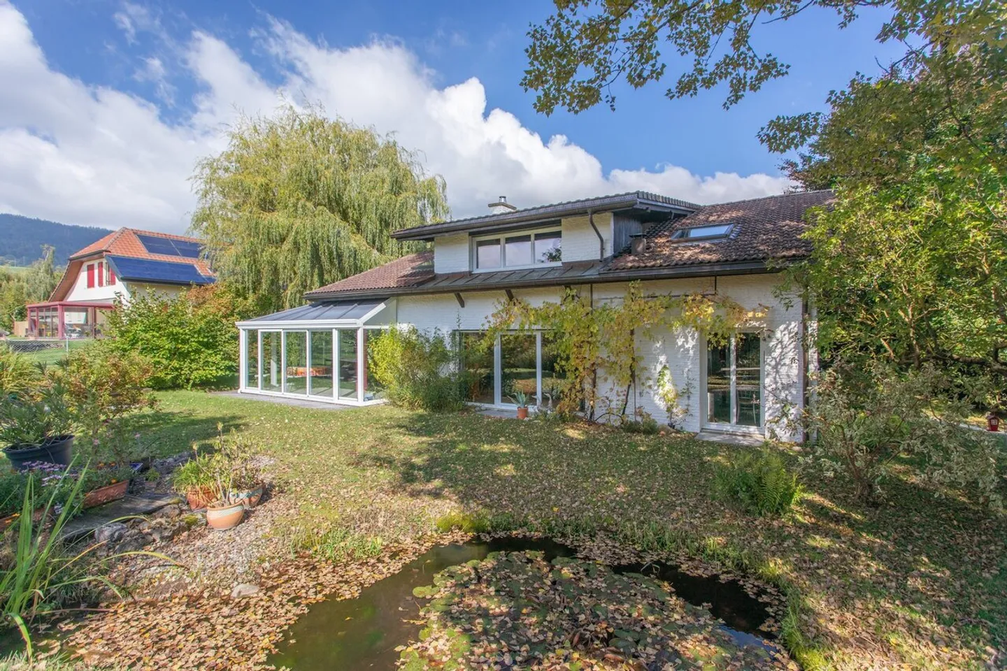 Diskrete Eleganz in einer grünen Umgebung in Fontaines - Foto 16 von 17