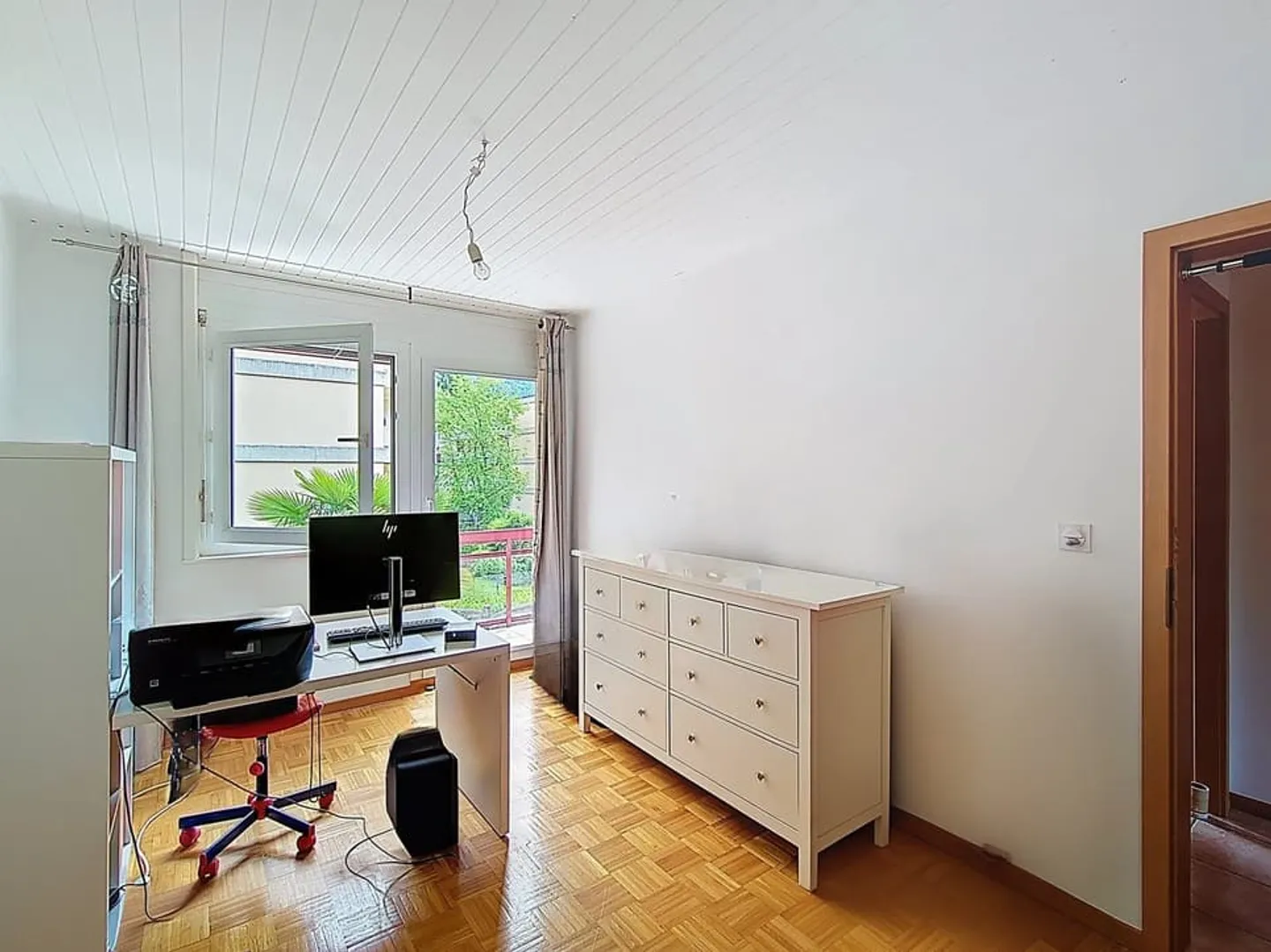 ESCLUSIVO: A 2 minuti dal lago! Casa di 5.5P con grande terrazza e vista - Foto 7 di 13