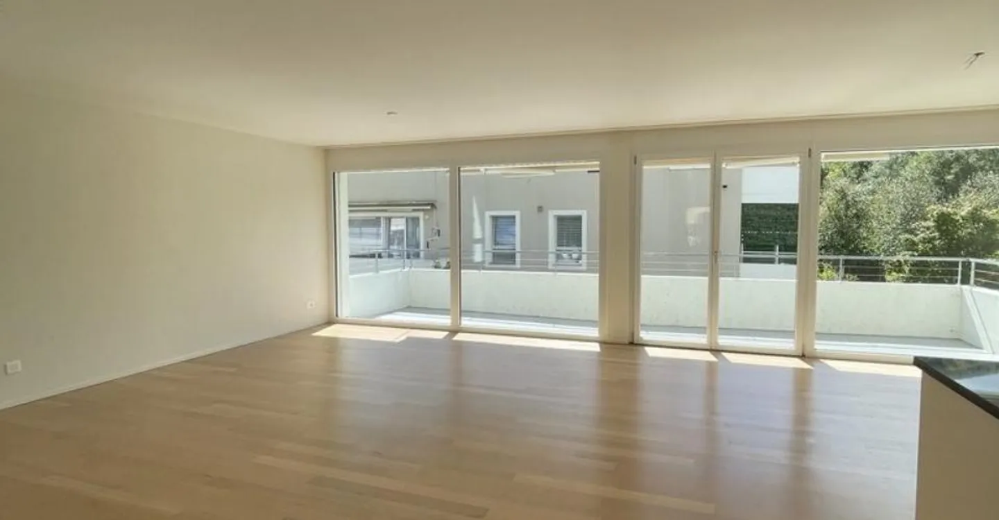 Summer Promotion - 1 Free Net Rent! - Photo 6 of 9