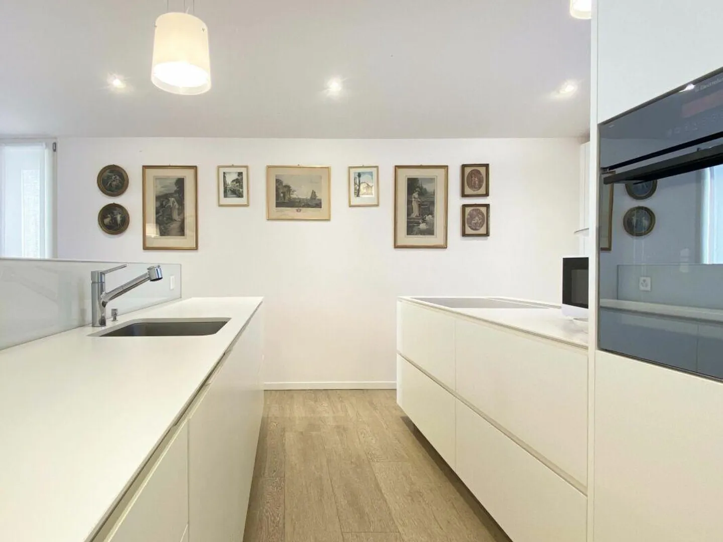 BREGANZONA · REFINED DUPLEX WITH TERRACE · EXCLUSIVE RESIDENCE - Photo 2 of 18