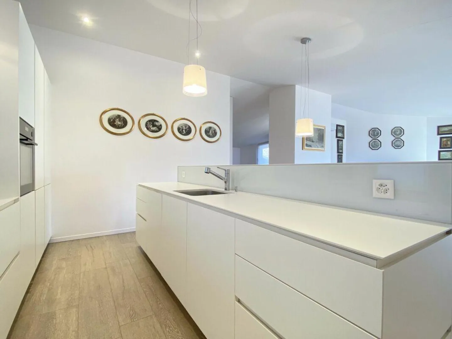 BREGANZONA · REFINED DUPLEX WITH TERRACE · EXCLUSIVE RESIDENCE - Photo 3 of 18