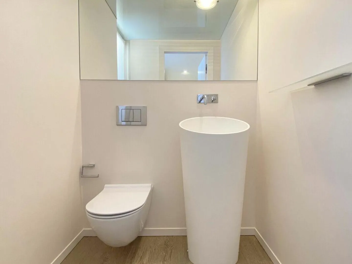 BREGANZONA · REFINED DUPLEX WITH TERRACE · EXCLUSIVE RESIDENCE - Photo 7 of 18