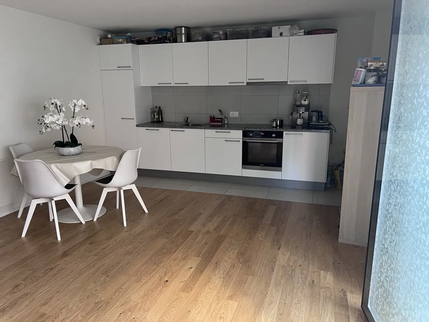 2.5 Room Apartment - Photo 2 of 3