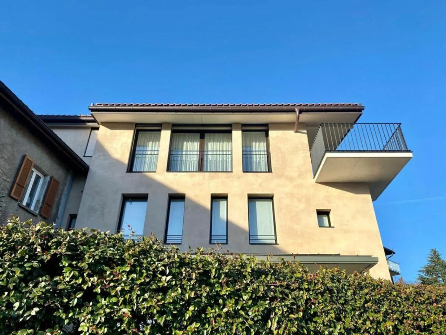 BREGANZONA · REFINED DUPLEX WITH TERRACE · EXCLUSIVE RESIDENCE - Photo 16 of 18