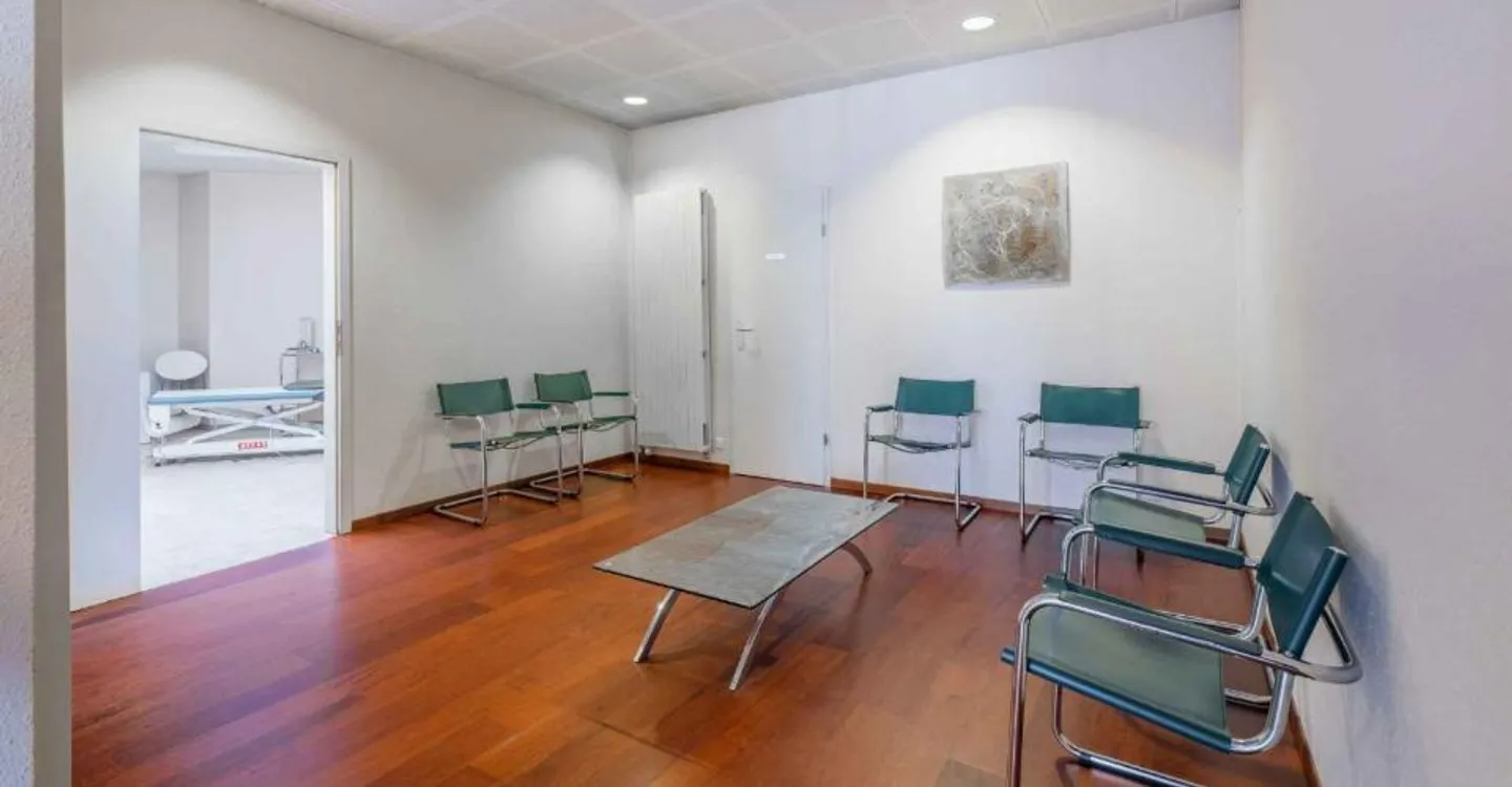 Espace Commercial en Emplacement Privilégié - Photo 3 sur 9