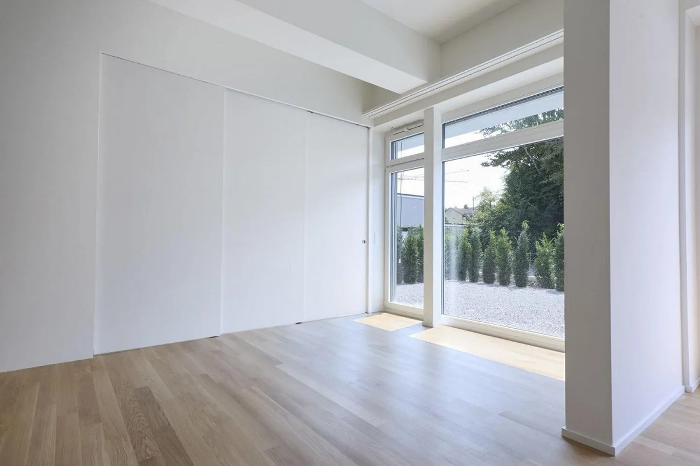 Appartamento Loft Moderno con Giardino - L'Architettura Incontra l'Atmosfera - Foto 3 di 11