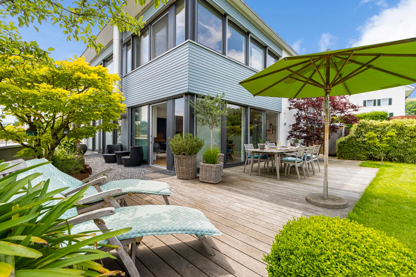 Maison familiale avec jardin spacieux - Photo 1 sur 4