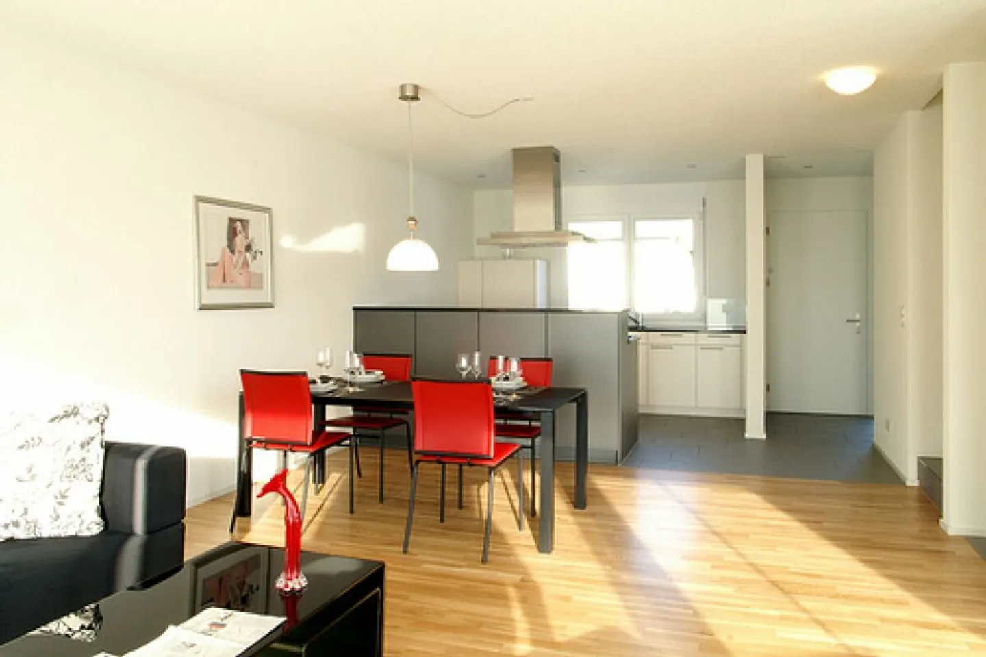 Feeling good made easy - beautiful semi-detached family house with garden - Photo 2 of 6