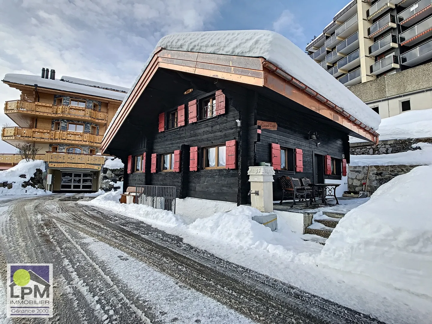 Chalet 3.5 rooms - Photo 1 of 8