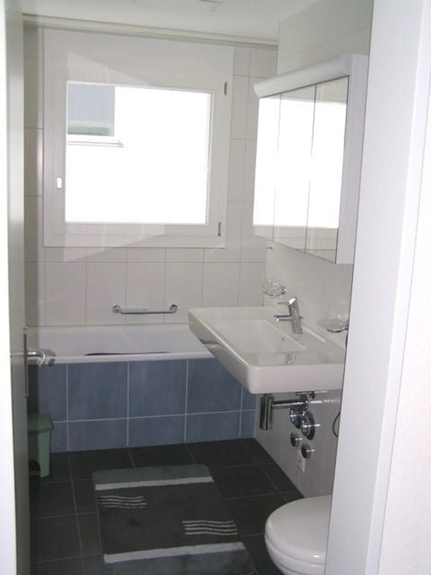 Modern 4.5-room apartment with balcony - Photo 9 of 10