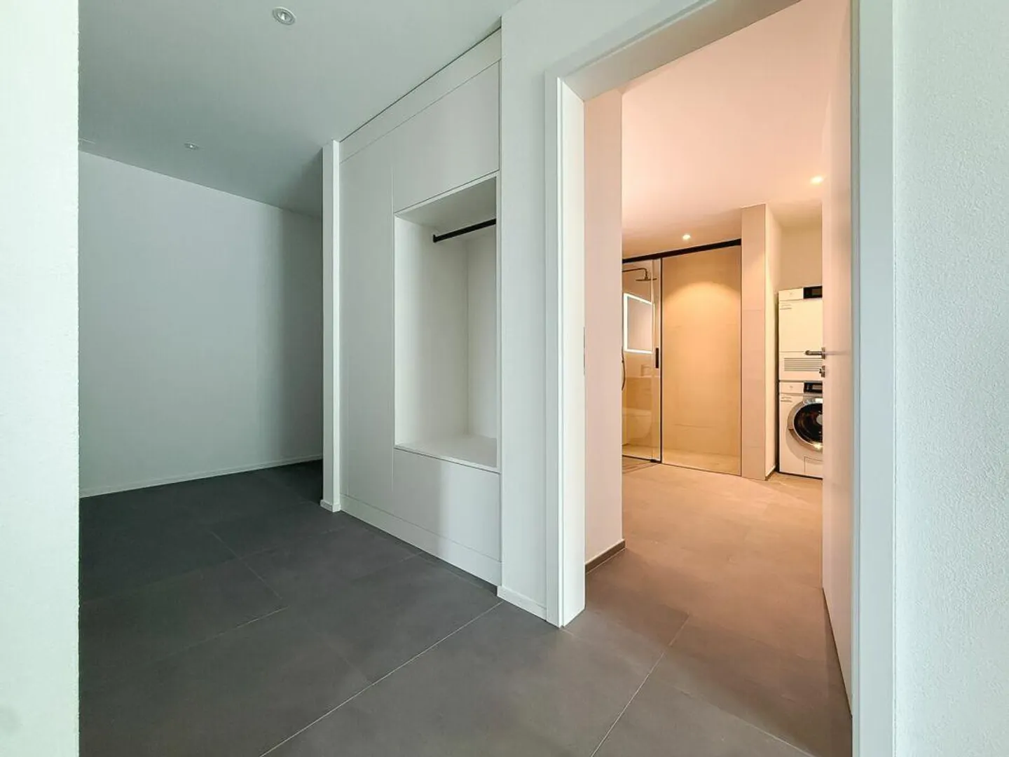 FIRST RENTAL Unique Living Experience - exclusive 3.5-room apartment... - Photo 11 of 15