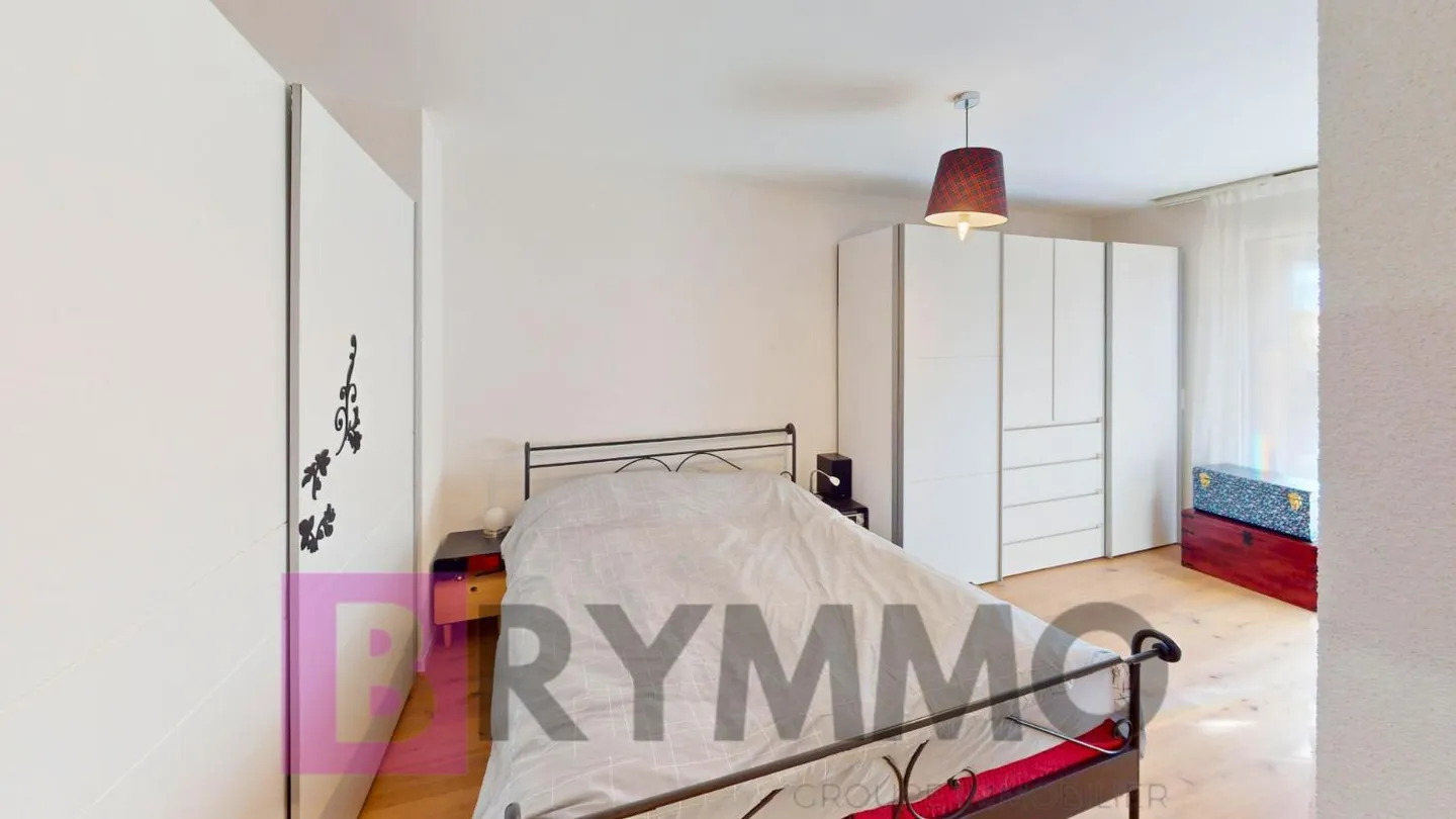 Zeitgenössische Wohnung mit Garten - Foto 5 von 11