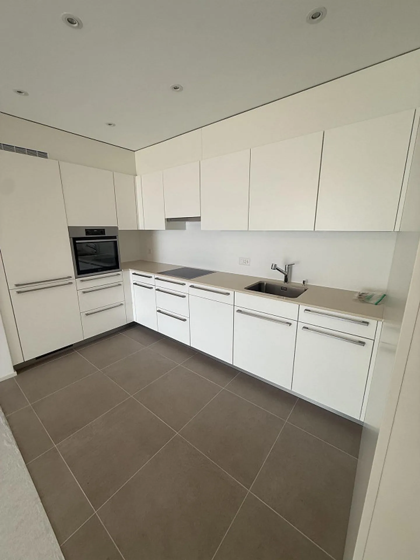 Splendide appartement de 3,5 pièces avec vue sur le lac - Photo 3 sur 12