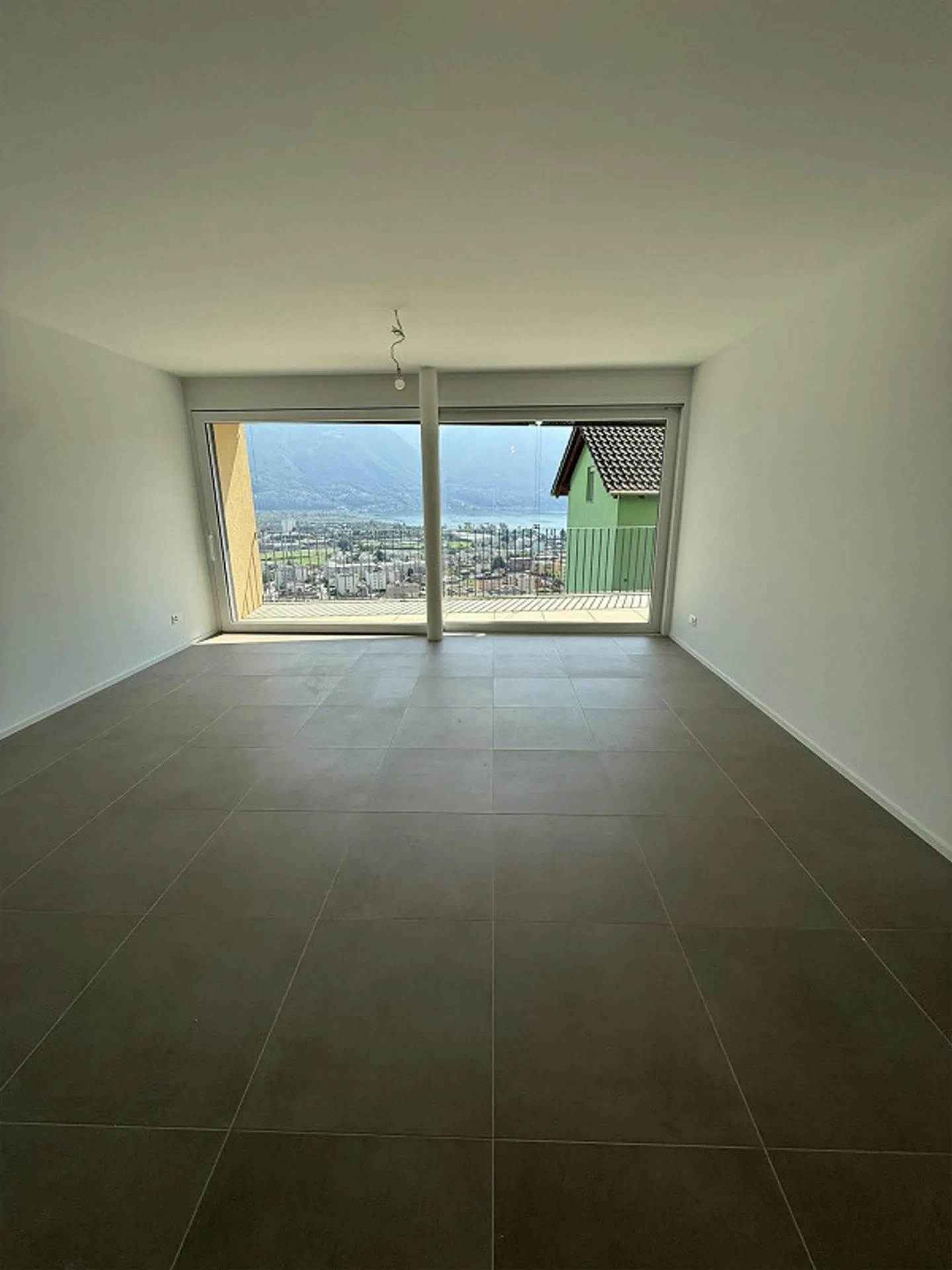 Splendide appartement de 3,5 pièces avec vue sur le lac - Photo 4 sur 12