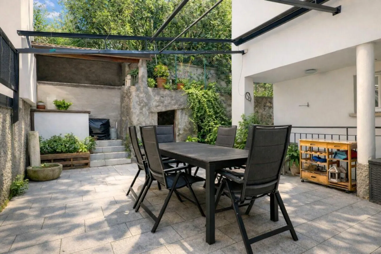 Bella casa unifamiliare nel centro storico, ristrutturata - Foto 2 di 24