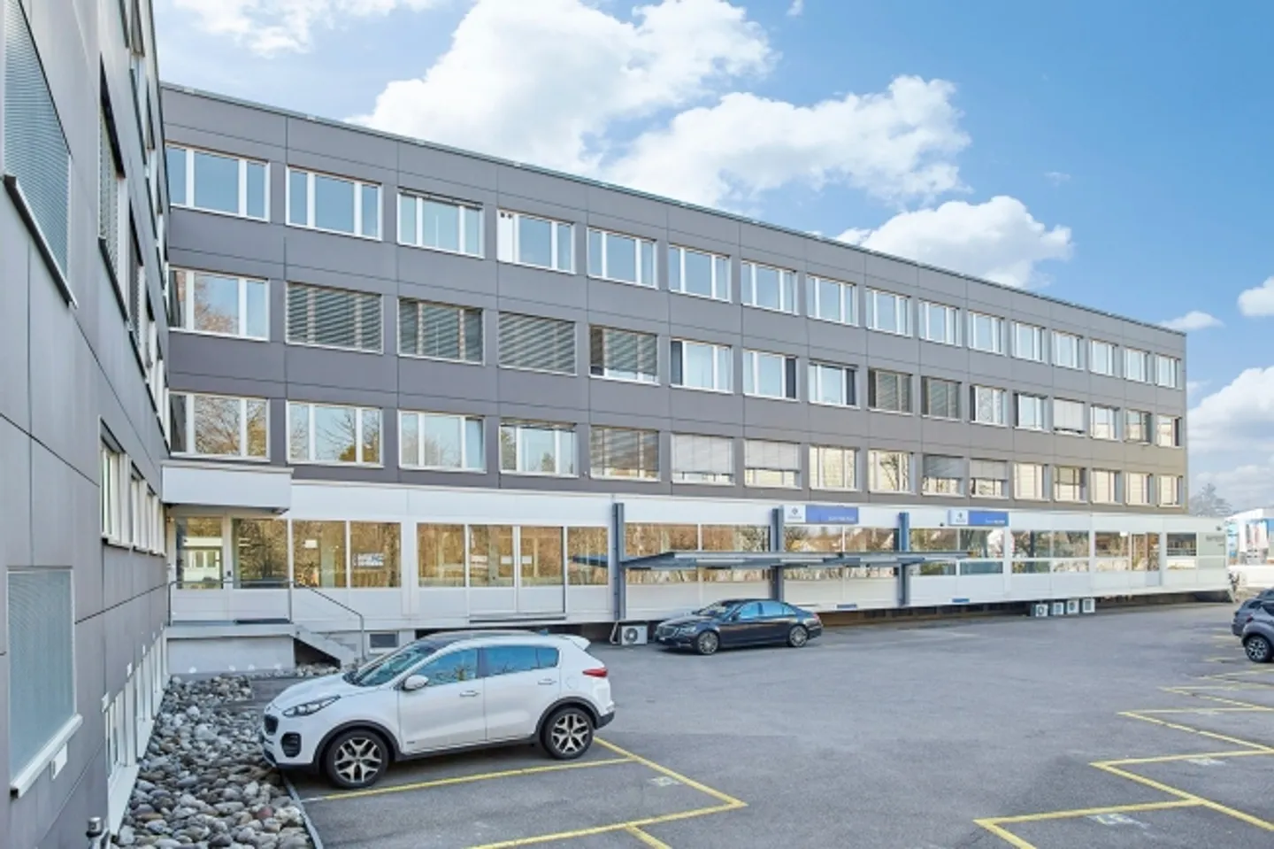 Ufficio / Spazio commerciale in un'area commerciale e industriale molto frequentata a Dietlikon - Foto 7 di 7