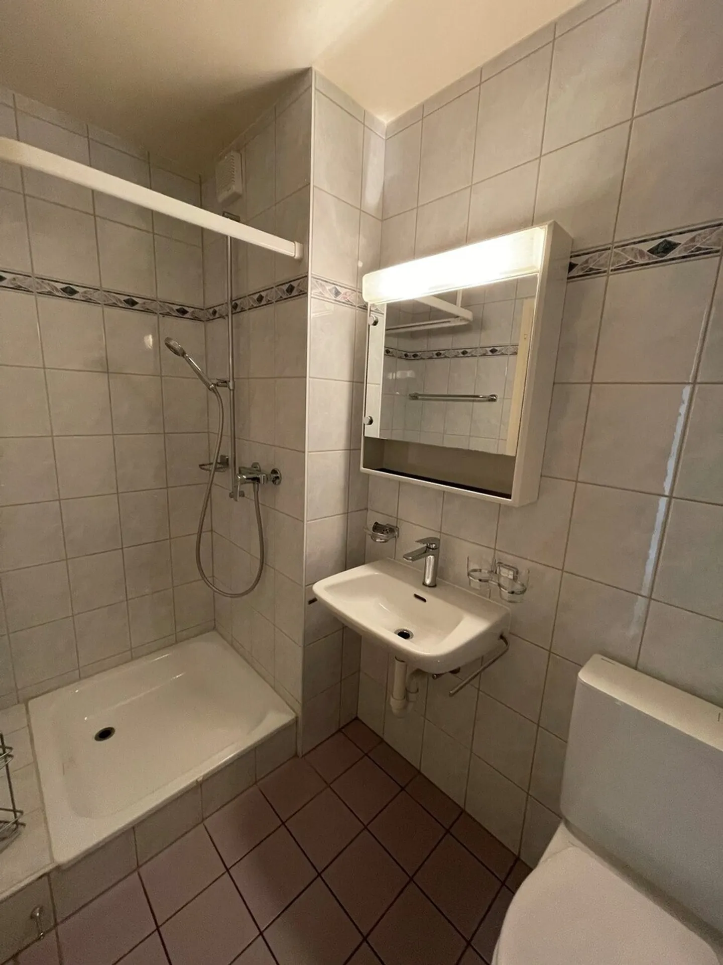 Incantevole appartamento di 4,5 stanze in un quartiere molto familiare - Foto 7 di 13