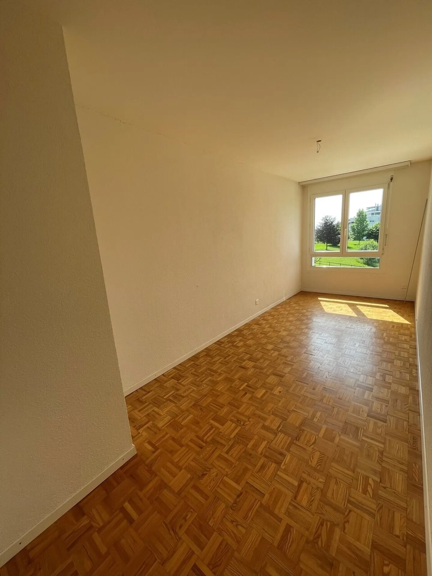 Incantevole appartamento di 4,5 stanze in un quartiere molto familiare - Foto 8 di 13