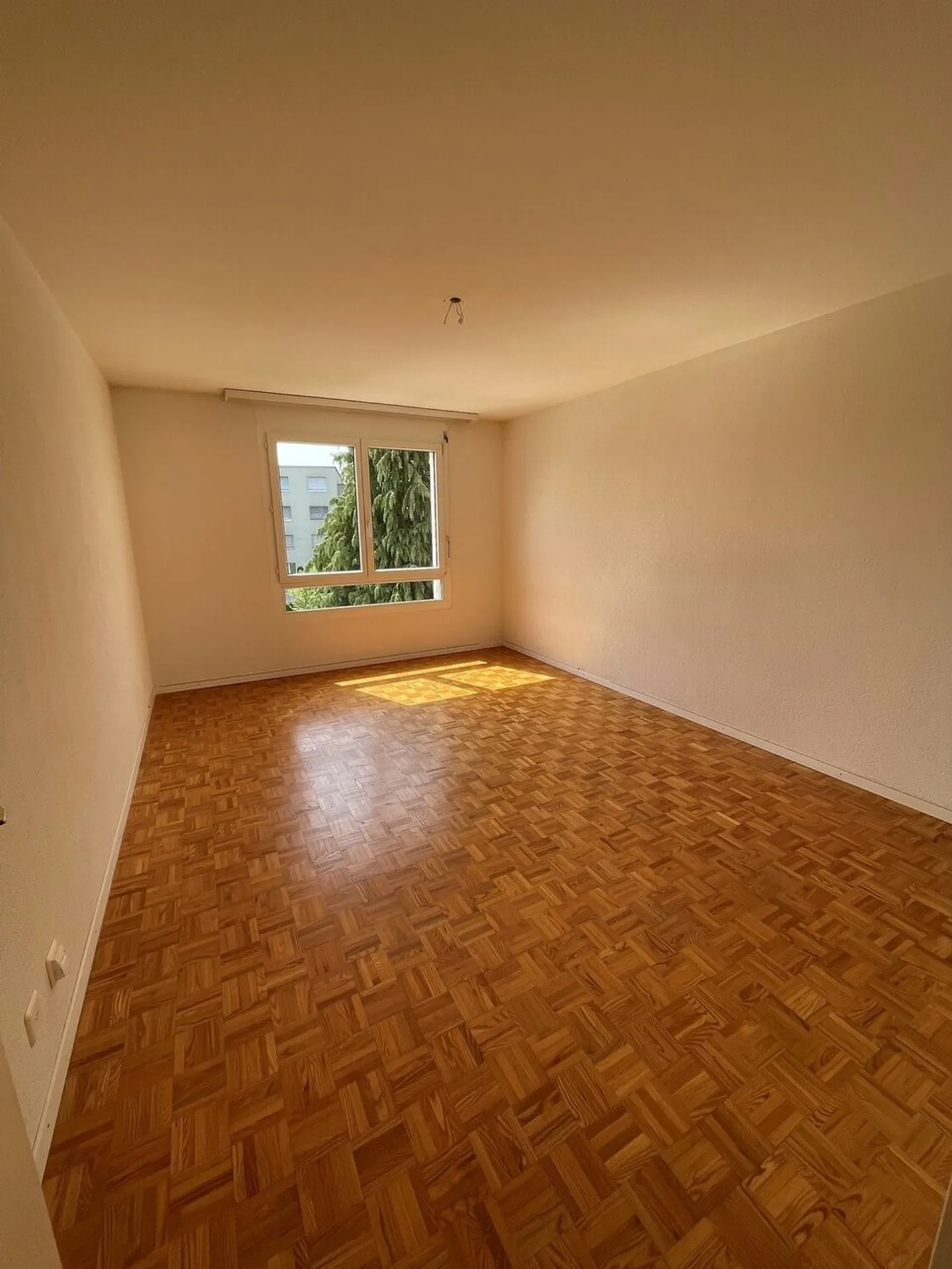 Incantevole appartamento di 4,5 stanze in un quartiere molto familiare - Foto 10 di 13