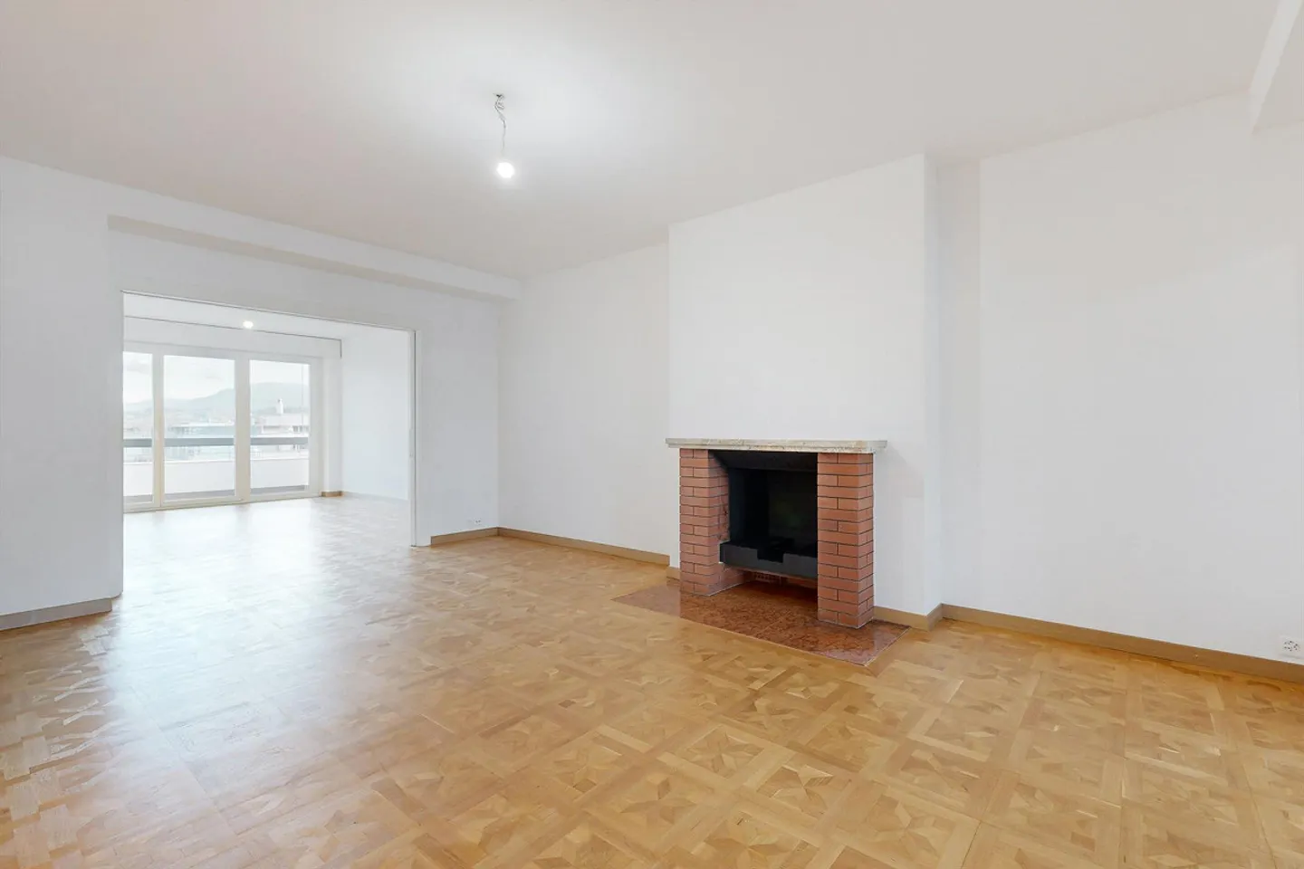 Appartement moderne près du lac - Photo 2 sur 12