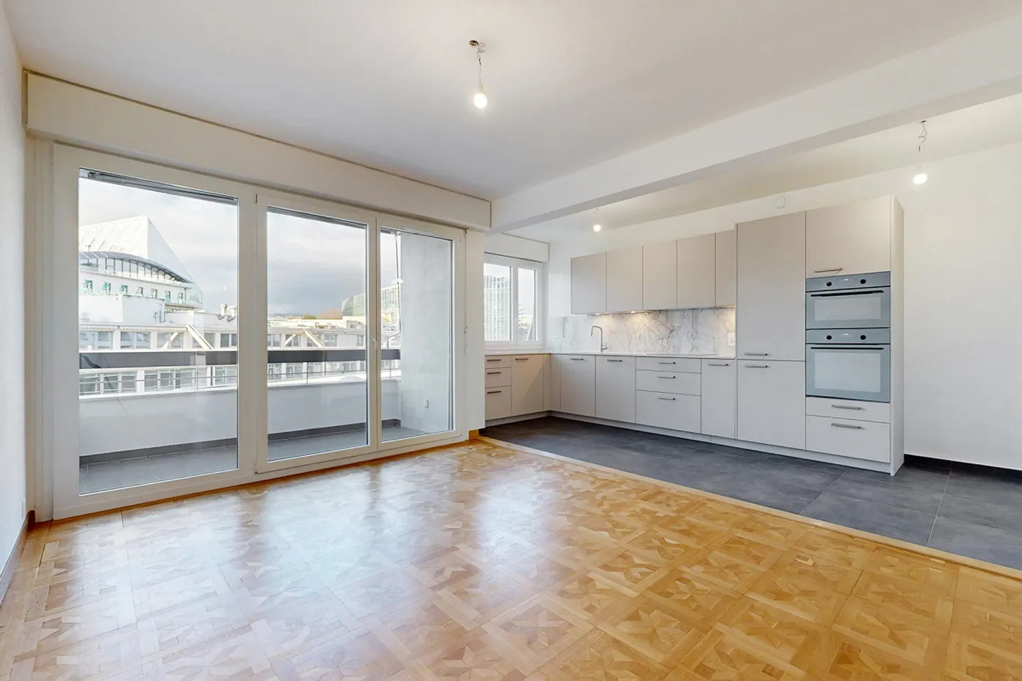 Appartement moderne près du lac - Photo 3 sur 12