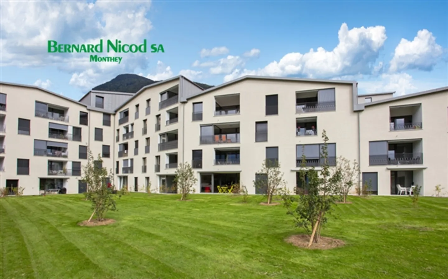 PLACE DE PARKING MOTO - Photo 1 sur 1