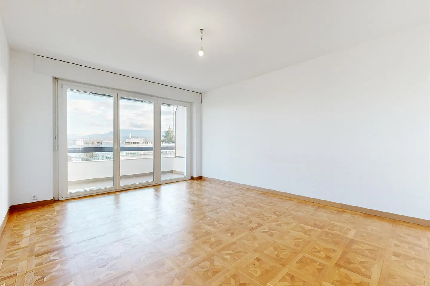 Appartement moderne près du lac - Photo 7 sur 12