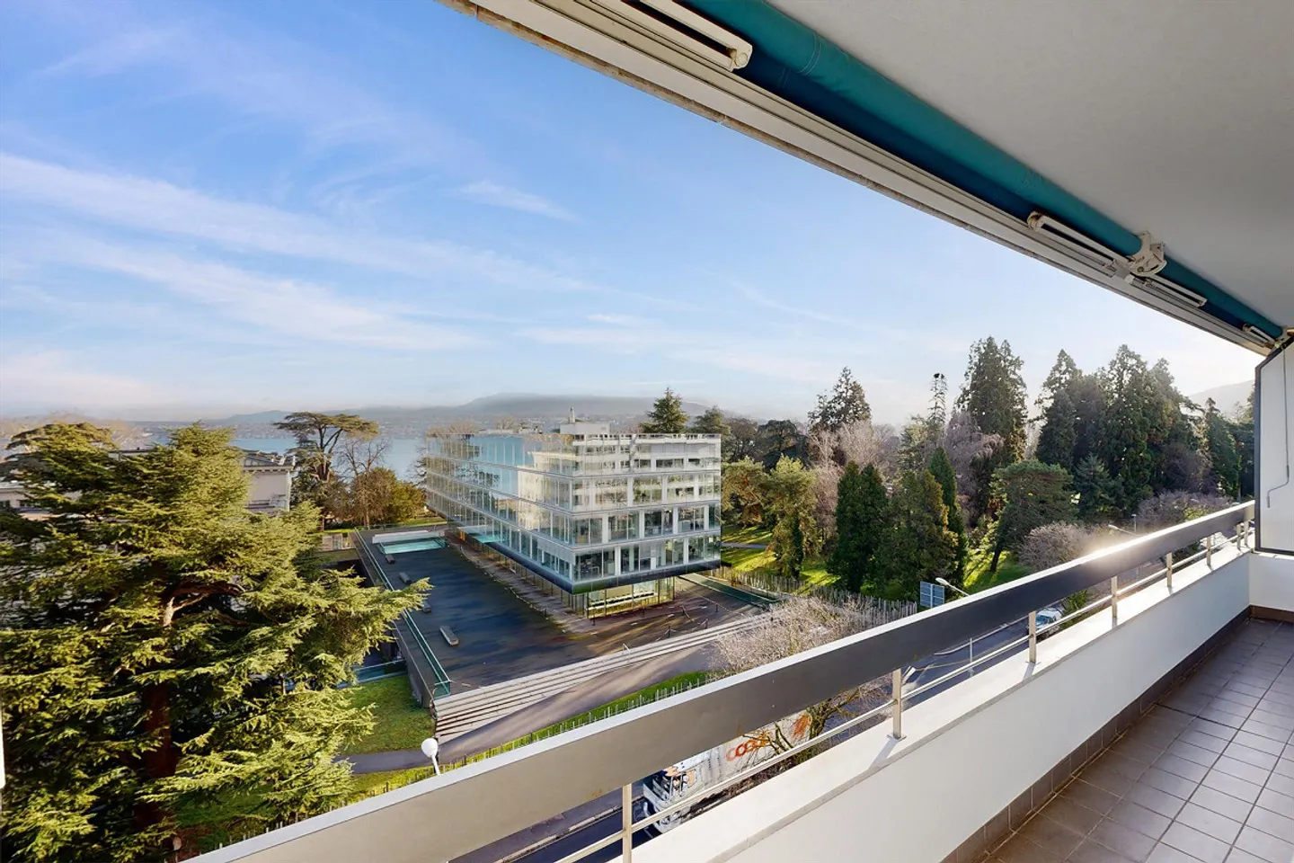 Appartement moderne près du lac - Photo 8 sur 12