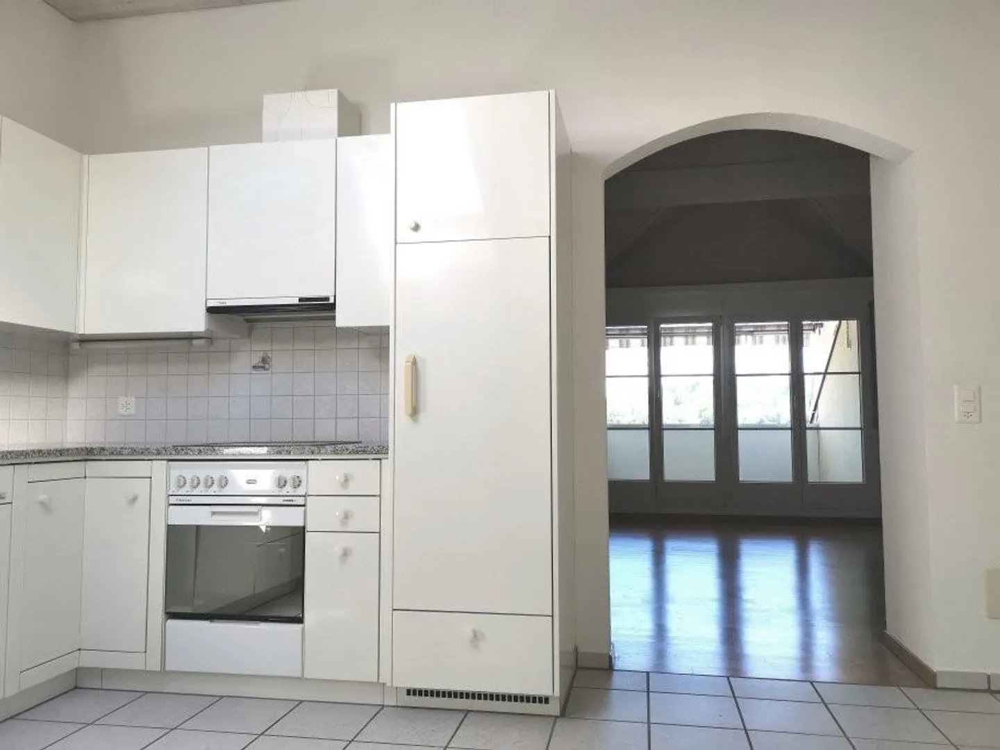 Vivere moderno in una posizione tranquilla - Foto 4 di 11