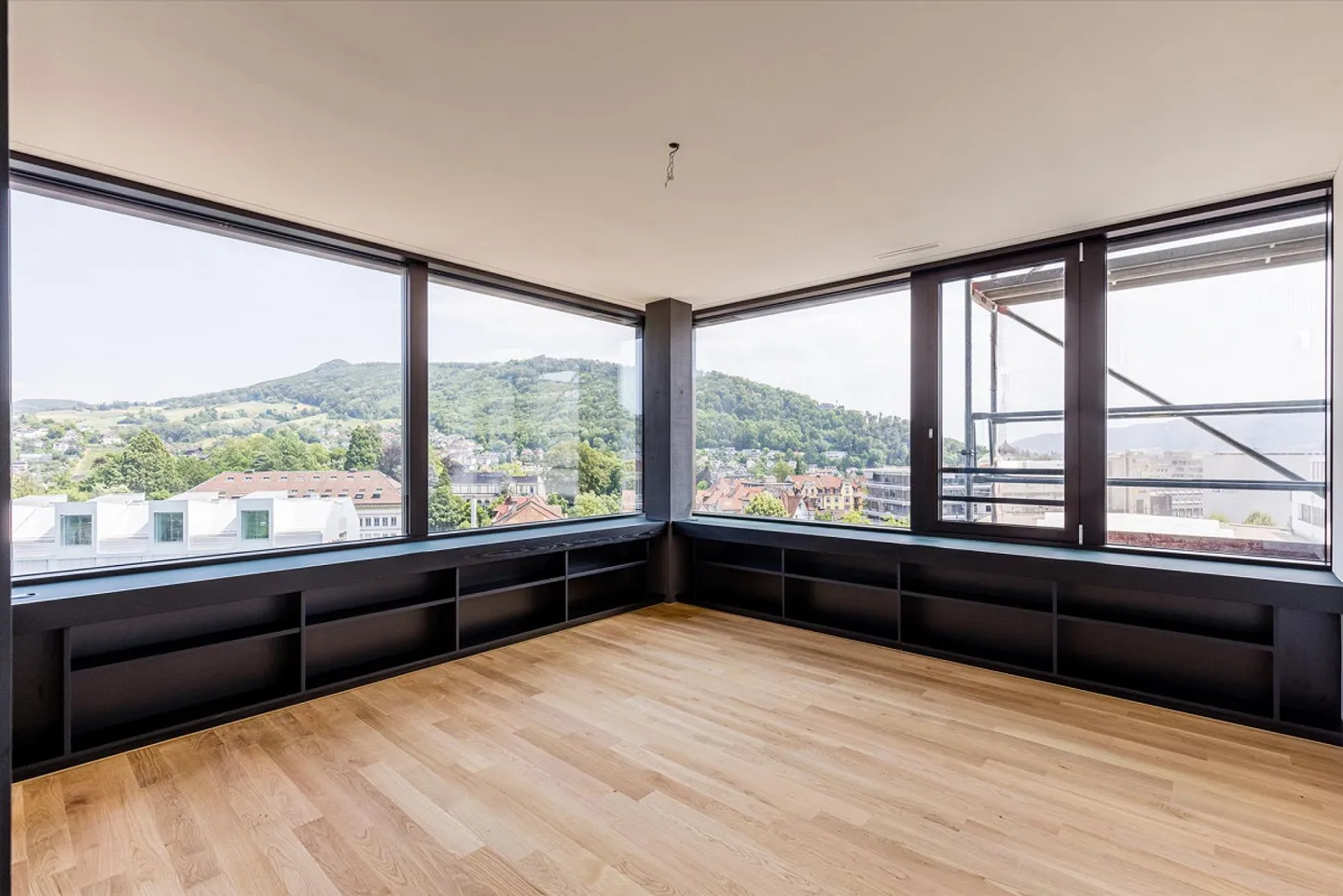 Modernes Apartment im Akara Tower - Foto 2 von 7