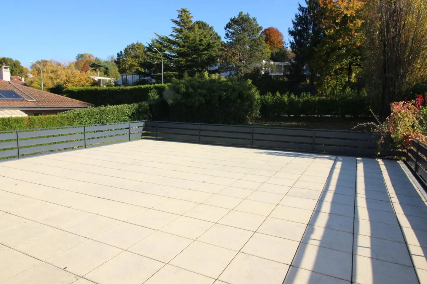 Charming Detached House in Anières - Photo 4 of 16