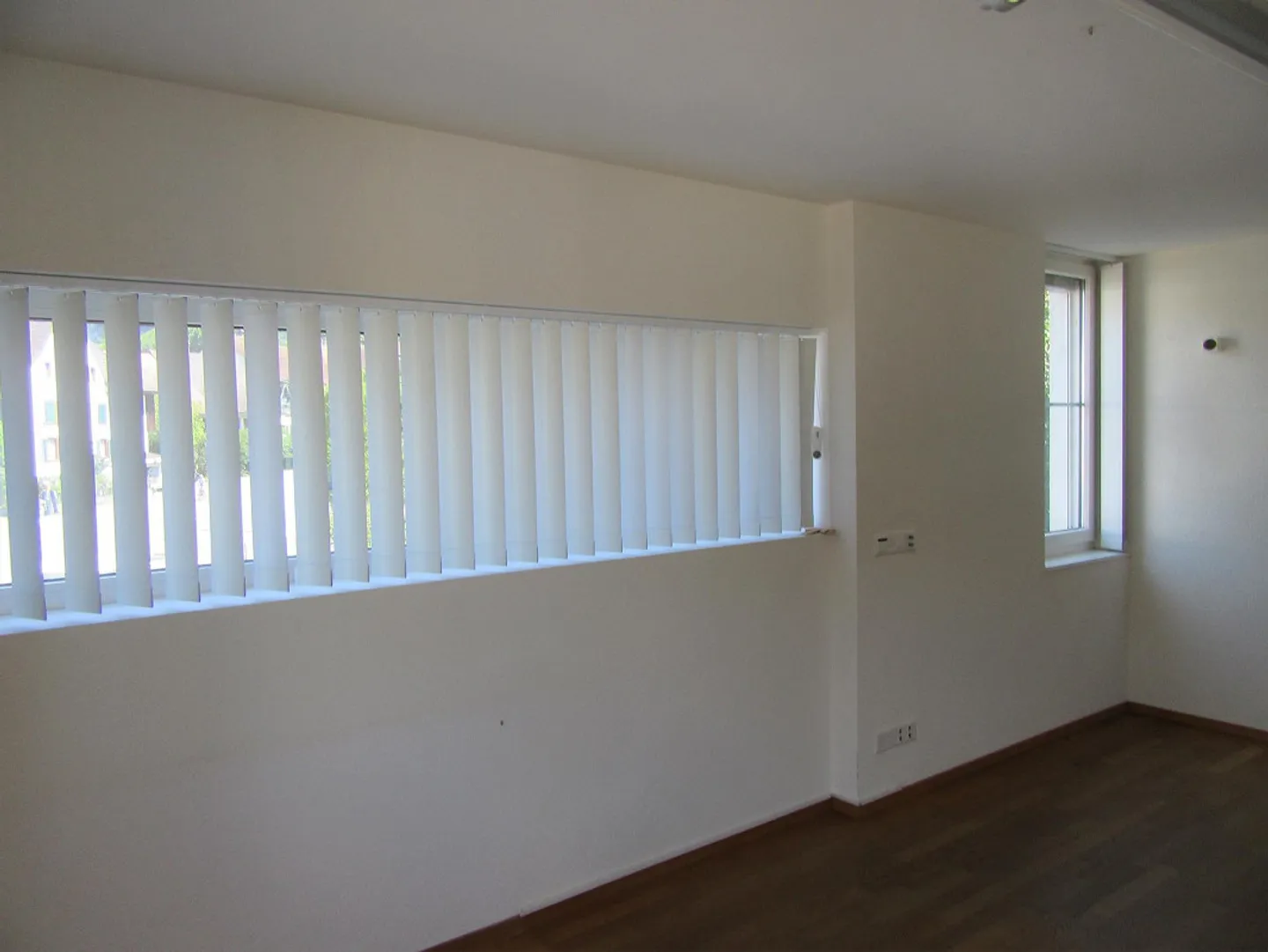 2 Office Rooms - Photo 3 of 9