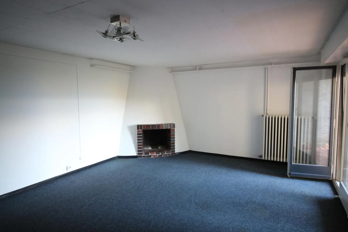 Charming Detached House in Anières - Photo 15 of 16