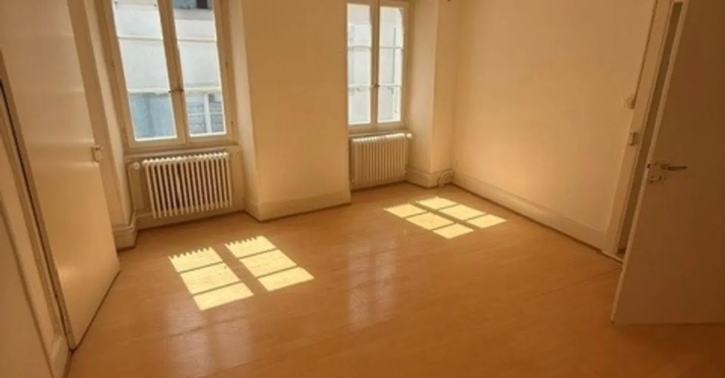 Geräumige 6-Zimmer-Wohnung - Foto 7 von 17