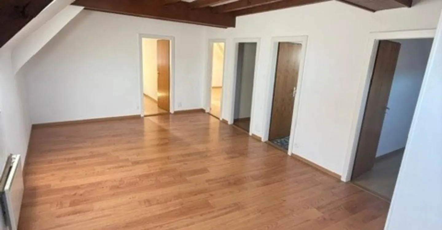 Geräumige 6-Zimmer-Wohnung - Foto 14 von 17